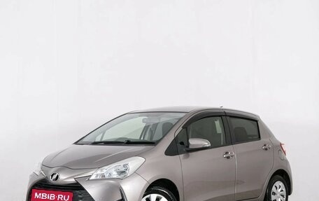 Toyota Vitz, 2018 год, 899 000 рублей, 2 фотография