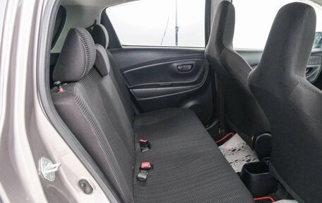 Toyota Vitz, 2018 год, 899 000 рублей, 21 фотография