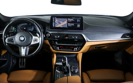 BMW 5 серия, 2021 год, 5 073 000 рублей, 12 фотография