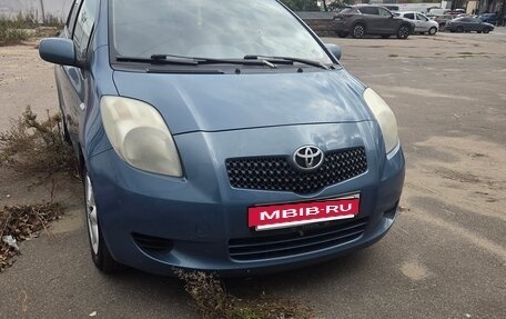 Toyota Yaris III рестайлинг, 2007 год, 350 000 рублей, 7 фотография