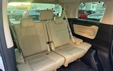 Toyota Alphard III, 2019 год, 4 400 000 рублей, 19 фотография