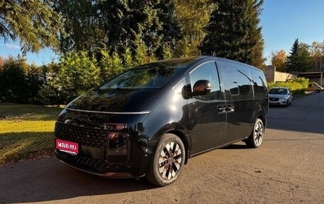 Hyundai Staria, 2023 год, 5 500 000 рублей, 1 фотография