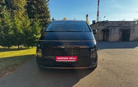 Hyundai Staria, 2023 год, 5 500 000 рублей, 5 фотография