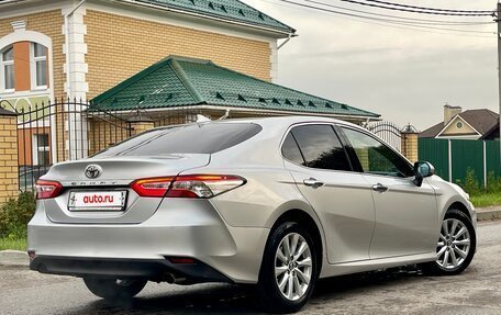 Toyota Camry, 2019 год, 2 000 000 рублей, 3 фотография