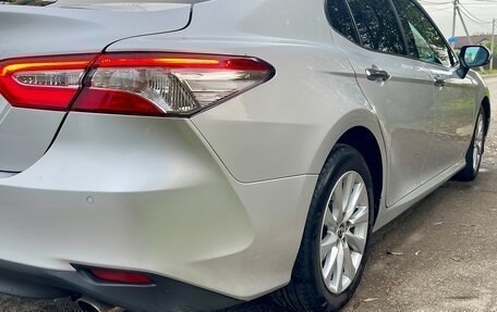 Toyota Camry, 2019 год, 2 000 000 рублей, 11 фотография