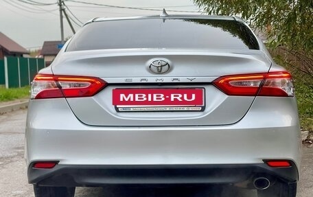 Toyota Camry, 2019 год, 2 000 000 рублей, 8 фотография