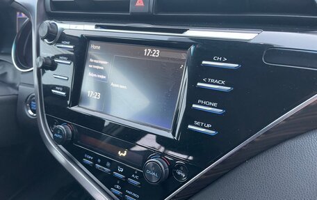 Toyota Camry, 2019 год, 2 000 000 рублей, 24 фотография