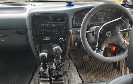 Nissan Terrano II рестайлинг, 1995 год, 1 150 000 рублей, 2 фотография