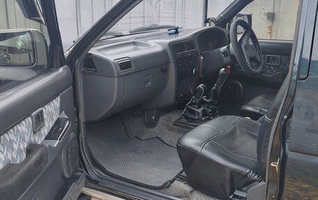 Nissan Terrano II рестайлинг, 1995 год, 1 150 000 рублей, 5 фотография