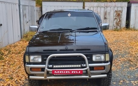 Nissan Terrano II рестайлинг, 1995 год, 1 150 000 рублей, 13 фотография