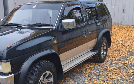 Nissan Terrano II рестайлинг, 1995 год, 1 150 000 рублей, 15 фотография