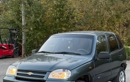 Chevrolet Niva I рестайлинг, 2008 год, 235 000 рублей, 1 фотография