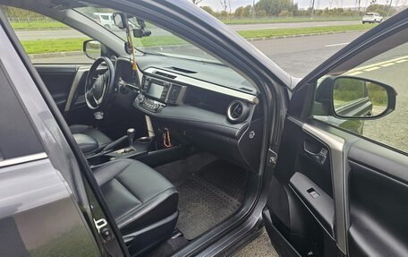 Toyota RAV4, 2015 год, 2 200 000 рублей, 5 фотография