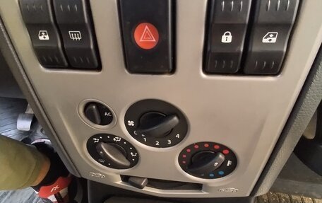 Renault Logan I, 2007 год, 210 000 рублей, 10 фотография
