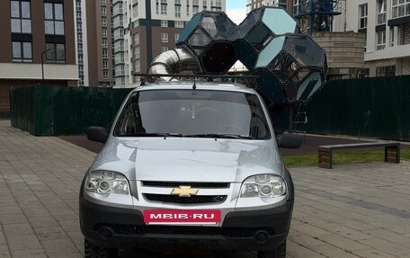 Chevrolet Niva I рестайлинг, 2010 год, 395 000 рублей, 7 фотография