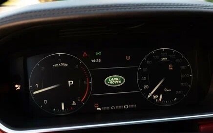 Land Rover Range Rover IV рестайлинг, 2014 год, 3 500 000 рублей, 27 фотография