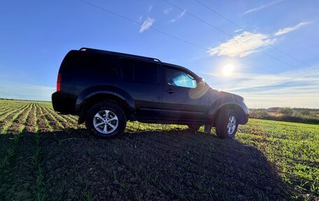 Nissan Pathfinder, 2007 год, 1 850 000 рублей, 20 фотография