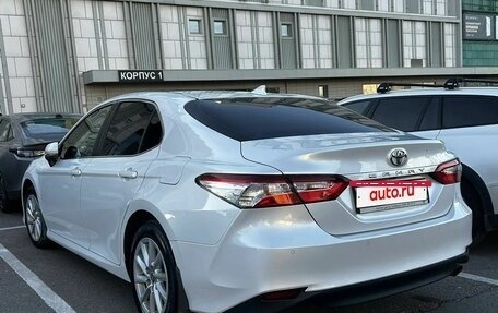 Toyota Camry, 2021 год, 2 680 000 рублей, 4 фотография