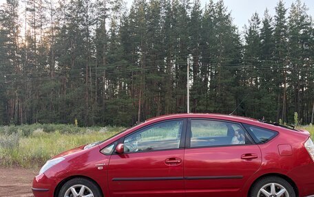 Toyota Prius, 2008 год, 700 000 рублей, 3 фотография