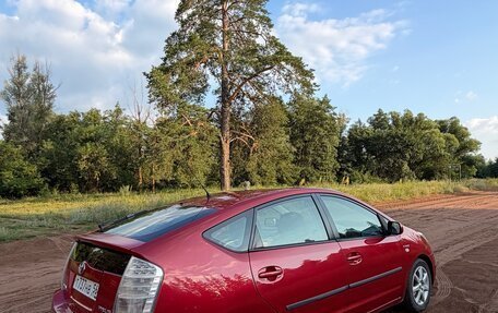Toyota Prius, 2008 год, 700 000 рублей, 5 фотография