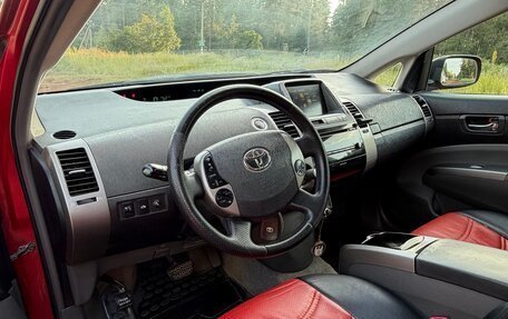 Toyota Prius, 2008 год, 700 000 рублей, 11 фотография