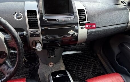 Toyota Prius, 2008 год, 700 000 рублей, 7 фотография