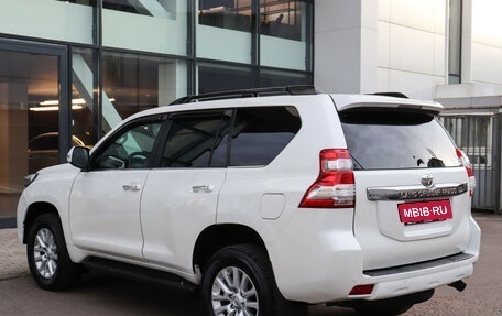 Toyota Land Cruiser Prado 150 рестайлинг 2, 2016 год, 3 350 000 рублей, 6 фотография