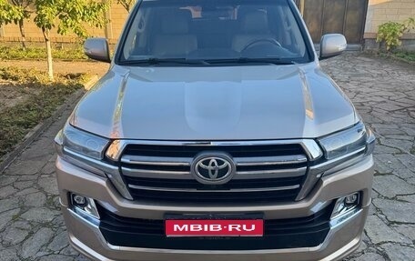 Toyota Land Cruiser 200, 2008 год, 2 700 000 рублей, 1 фотография