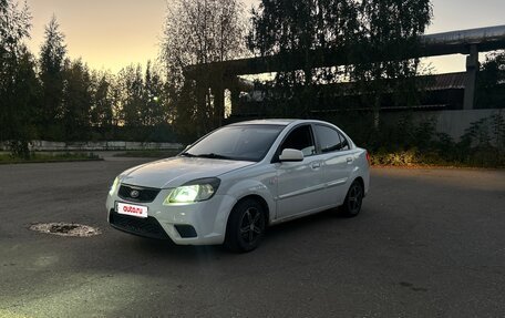 KIA Rio II, 2010 год, 320 000 рублей, 3 фотография