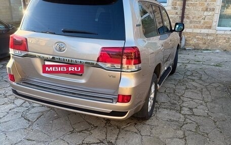 Toyota Land Cruiser 200, 2008 год, 2 700 000 рублей, 4 фотография