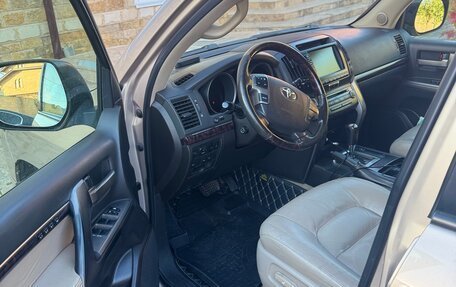 Toyota Land Cruiser 200, 2008 год, 2 700 000 рублей, 7 фотография