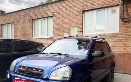 Hyundai Tucson III, 2005 год, 560 000 рублей, 2 фотография