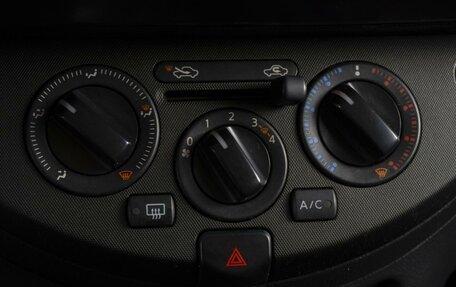 Nissan Note II рестайлинг, 2007 год, 450 000 рублей, 15 фотография