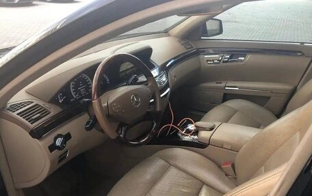 Mercedes-Benz S-Класс, 2011 год, 1 300 000 рублей, 2 фотография