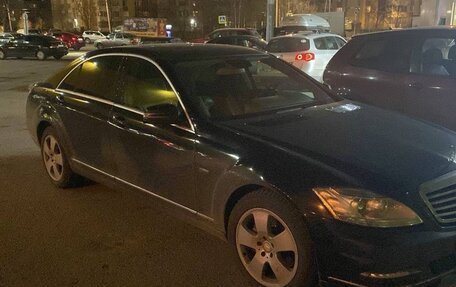 Mercedes-Benz S-Класс, 2011 год, 1 300 000 рублей, 3 фотография