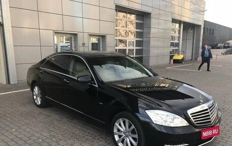 Mercedes-Benz S-Класс, 2011 год, 1 300 000 рублей, 8 фотография