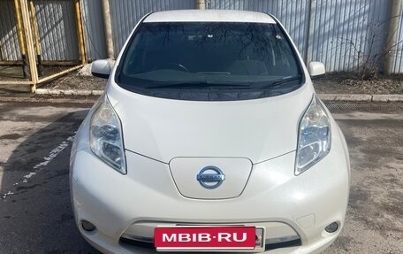 Nissan Leaf I, 2013 год, 1 250 000 рублей, 1 фотография