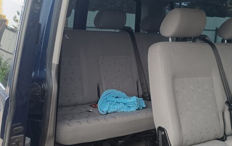 Volkswagen Caravelle T5, 2005 год, 890 000 рублей, 9 фотография