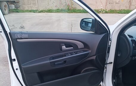 KIA cee'd I рестайлинг, 2011 год, 940 000 рублей, 7 фотография