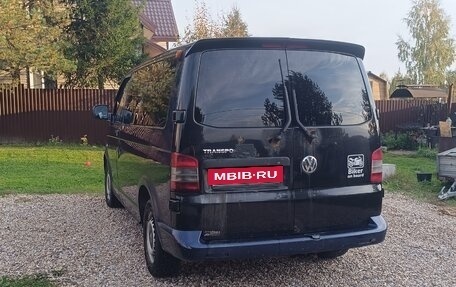 Volkswagen Caravelle T5, 2005 год, 890 000 рублей, 6 фотография