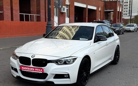 BMW 3 серия, 2018 год, 2 990 000 рублей, 2 фотография