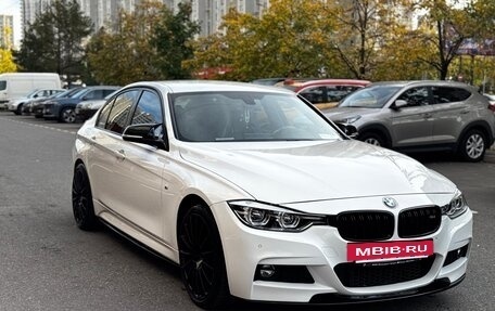 BMW 3 серия, 2018 год, 2 990 000 рублей, 7 фотография