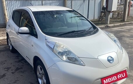 Nissan Leaf I, 2013 год, 1 250 000 рублей, 3 фотография