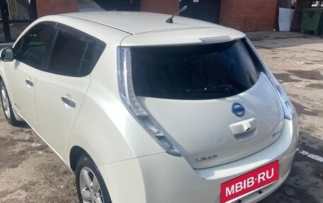 Nissan Leaf I, 2013 год, 1 250 000 рублей, 10 фотография