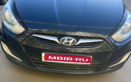 Hyundai Solaris II рестайлинг, 2012 год, 500 000 рублей, 4 фотография