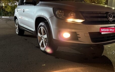 Volkswagen Tiguan I, 2011 год, 1 050 000 рублей, 4 фотография