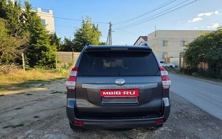 Toyota Land Cruiser Prado 150 рестайлинг 2, 2015 год, 3 200 000 рублей, 3 фотография