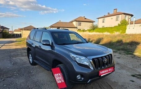 Toyota Land Cruiser Prado 150 рестайлинг 2, 2015 год, 3 200 000 рублей, 5 фотография