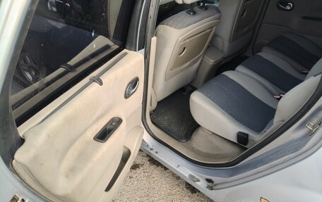 Renault Scenic III, 2004 год, 270 000 рублей, 12 фотография