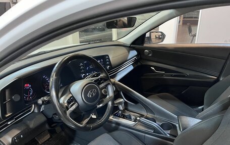 Hyundai Elantra, 2020 год, 2 127 000 рублей, 21 фотография